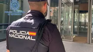 Arrestado tras precipitarse su mujer desde un tercer piso en Valencia