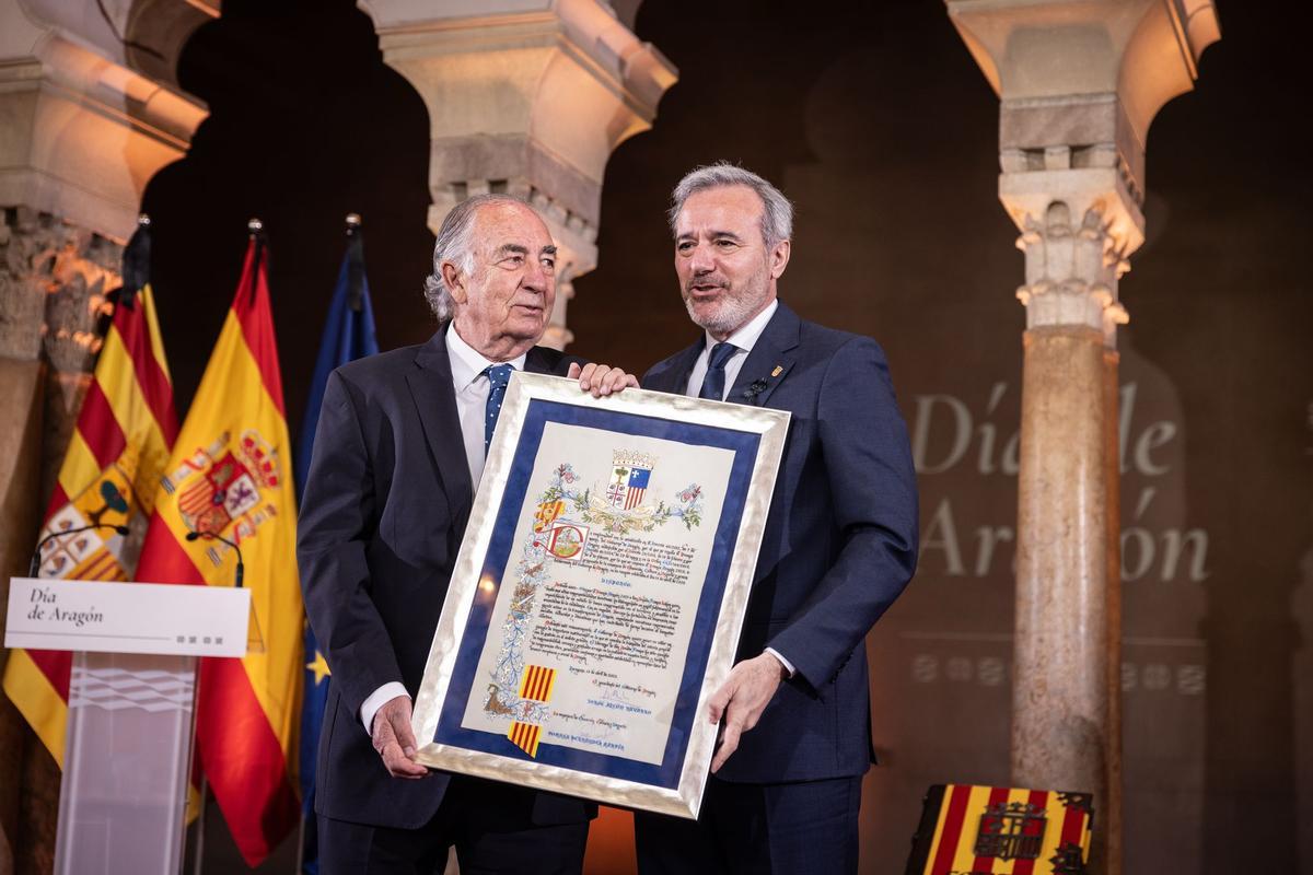En imágenes | Acto institucional por el Día de Aragón en La Aljafería En imágenes | Acto institucional por el Día de Aragón en La Aljafería
