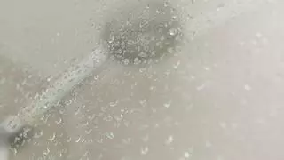 La mejor manera de limpiar los cristales muy sucios