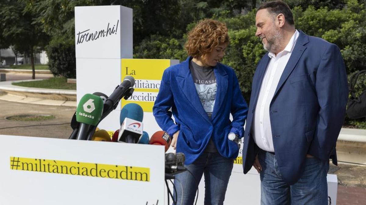 Los aspirantes al liderazgo de ERC Elisenda Alamany y Oriol Junqueras esta semana.