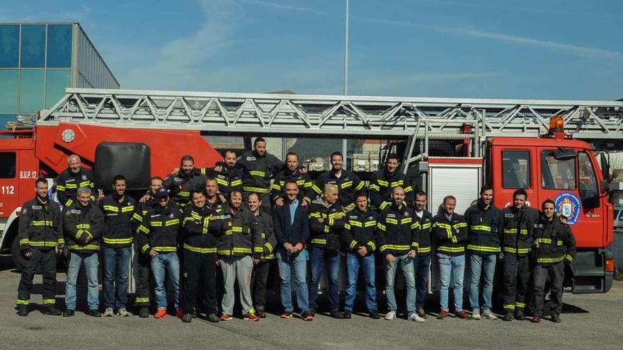 El abandono en medios e instalaciones crea malestar en el parque de bomberos