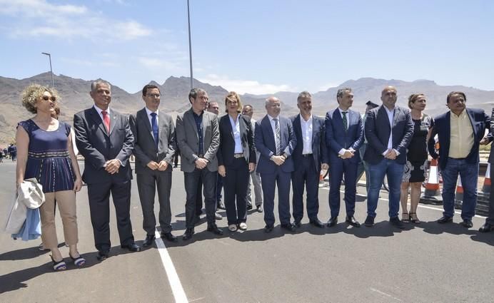 LAS PALMAS DE GRAN CANARIA A 03/07/2017 Apertura al tráfico del último tramo de la primera fase de la carretera de la Aldea. FOTO: J.PÉREZ CURBELO