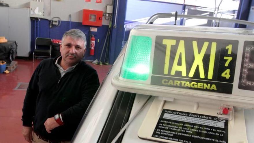 Eusebio Rodríguez, presidente de la Unión Radio Taxi de Cartagena.