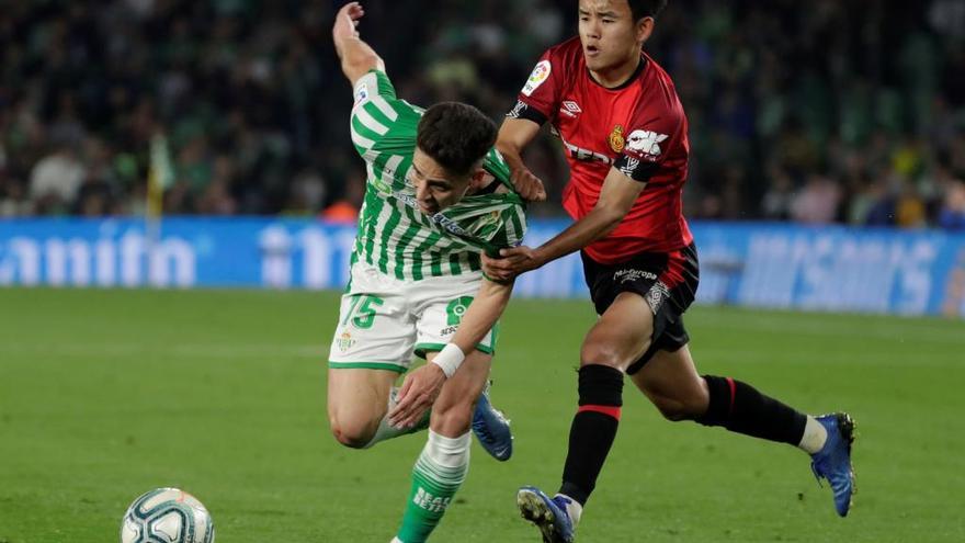 Kubo junto a Ãlex Moreno, el pasado viernes ante el Betis.