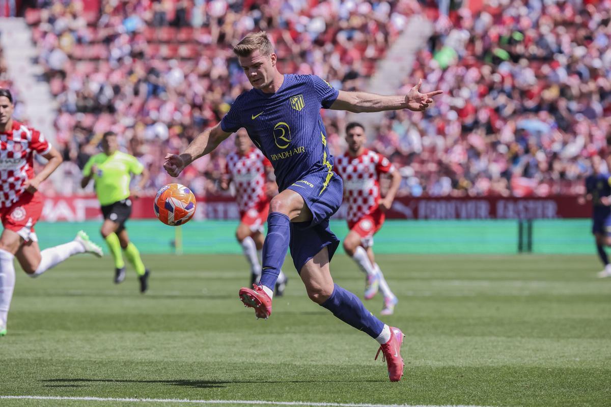 Alexander Sorloth of Atletico de Madrid in action during the Spanish league, La Liga EA Sports, football match played between Girona FC and Atletico de Madrid at Estadio de Montilivi on May 25, 2025 in Girona, Spain. AFP7 25/05/2025 ONLY FOR USE IN SPAIN. Javier Borrego / AFP7 / Europa Press;2025;SPORT;ZSPORT;SOCCER;ZSOCCER;Girona FC v Atletico de Madrid - La Liga EA Sports;