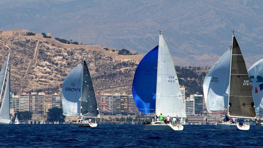 El &quot;XXII Tabarca Vela Diputación de Alicante&quot; está considerado como una regata de Alto Nivel