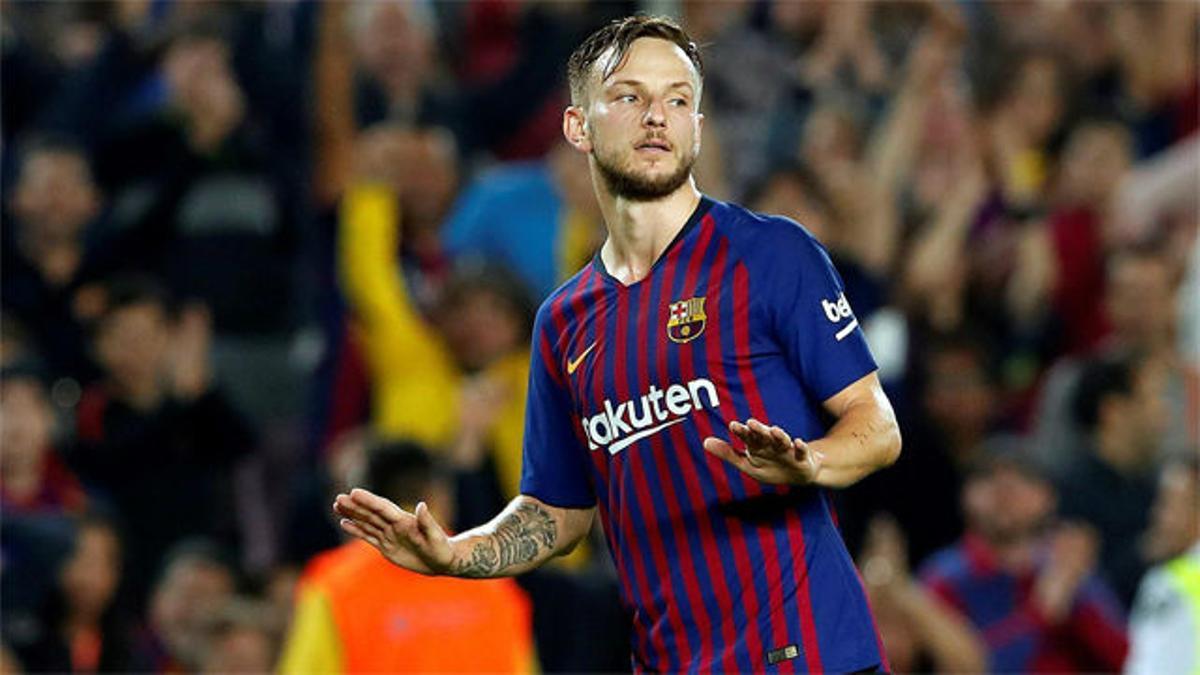 Rakitic cerró el marcador ante el Sevilla con un golazo de volea