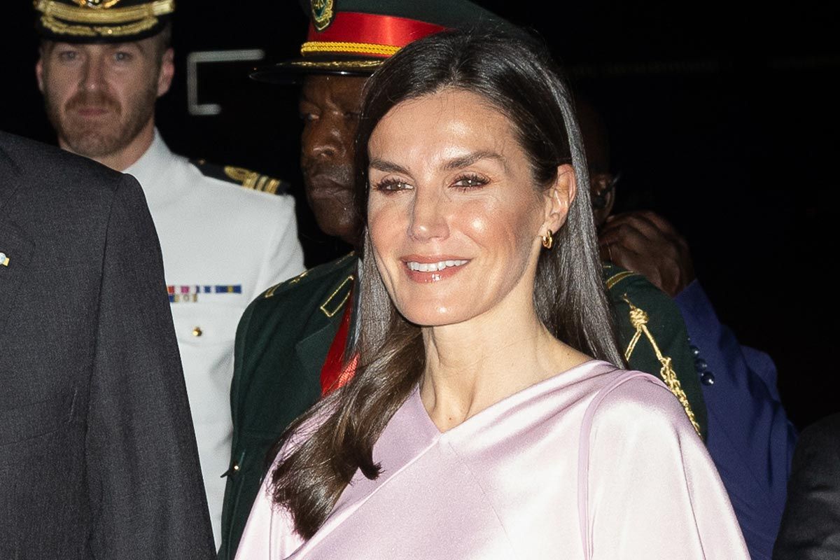 La reina Letizia a su llegada a Angola