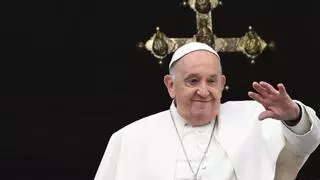 El papa Francisco declara la guerra a los vientres de alquiler: "Viola la dignidad del niño y la mujer"