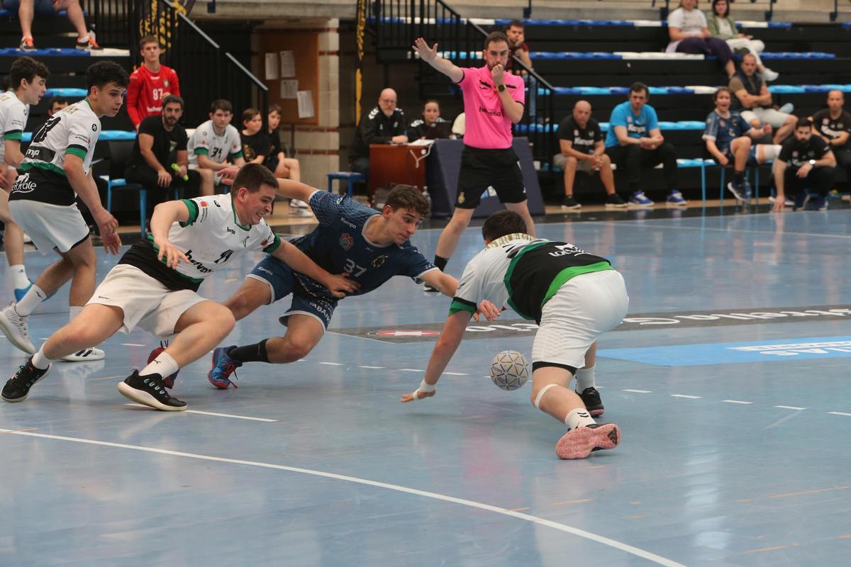 Las imágenes del Sector Juvenil de Balonmano. Luceros-Anaitasuna