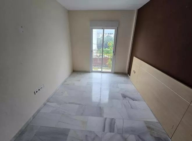 No pierdas la oportunidad: vivienda adosada en la barriada de Santa Cruz por 112.000 euros