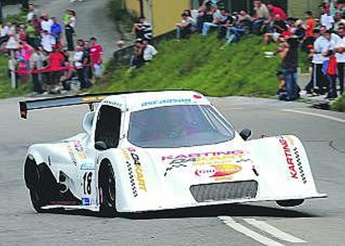 La Subida a Ubrique, primera cita del Nacional de montaña