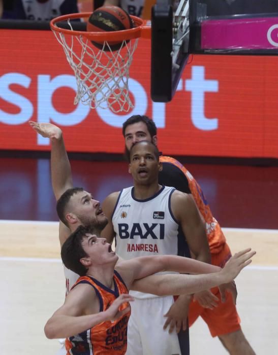 Valencia Basket Club - Baxi Manresa