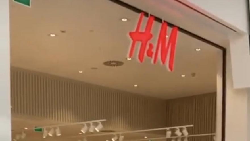 Aplausos en la apertura de H&M en el Ruta de la Plata