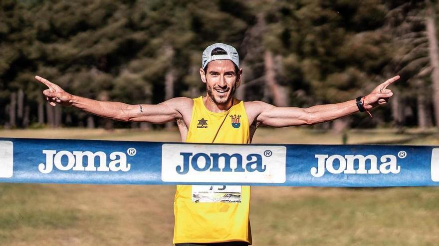 Álex García (Club Atletisme Crevillent), campeón de España en carreras de montaña