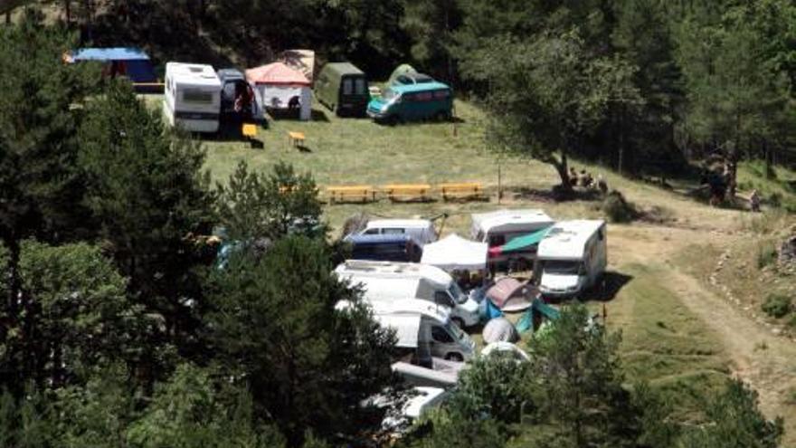 Interior del recinte del festival a Sant Jaume de Frontanyà.