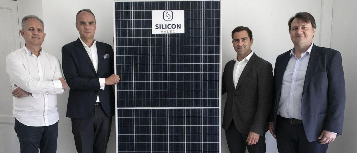 Plaques solars ‘made in Spain’: n’impulsen una planta per no dependre de la Xina