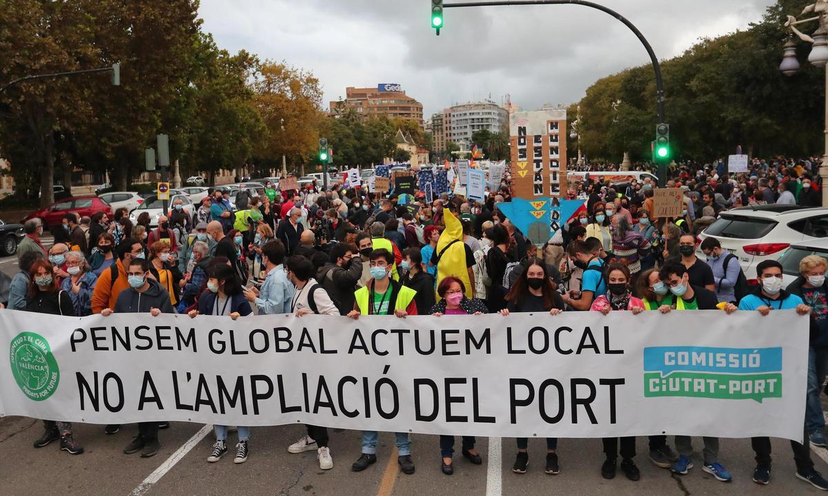 La Comissió Ciutat-Port es una de las entidades convocantes.