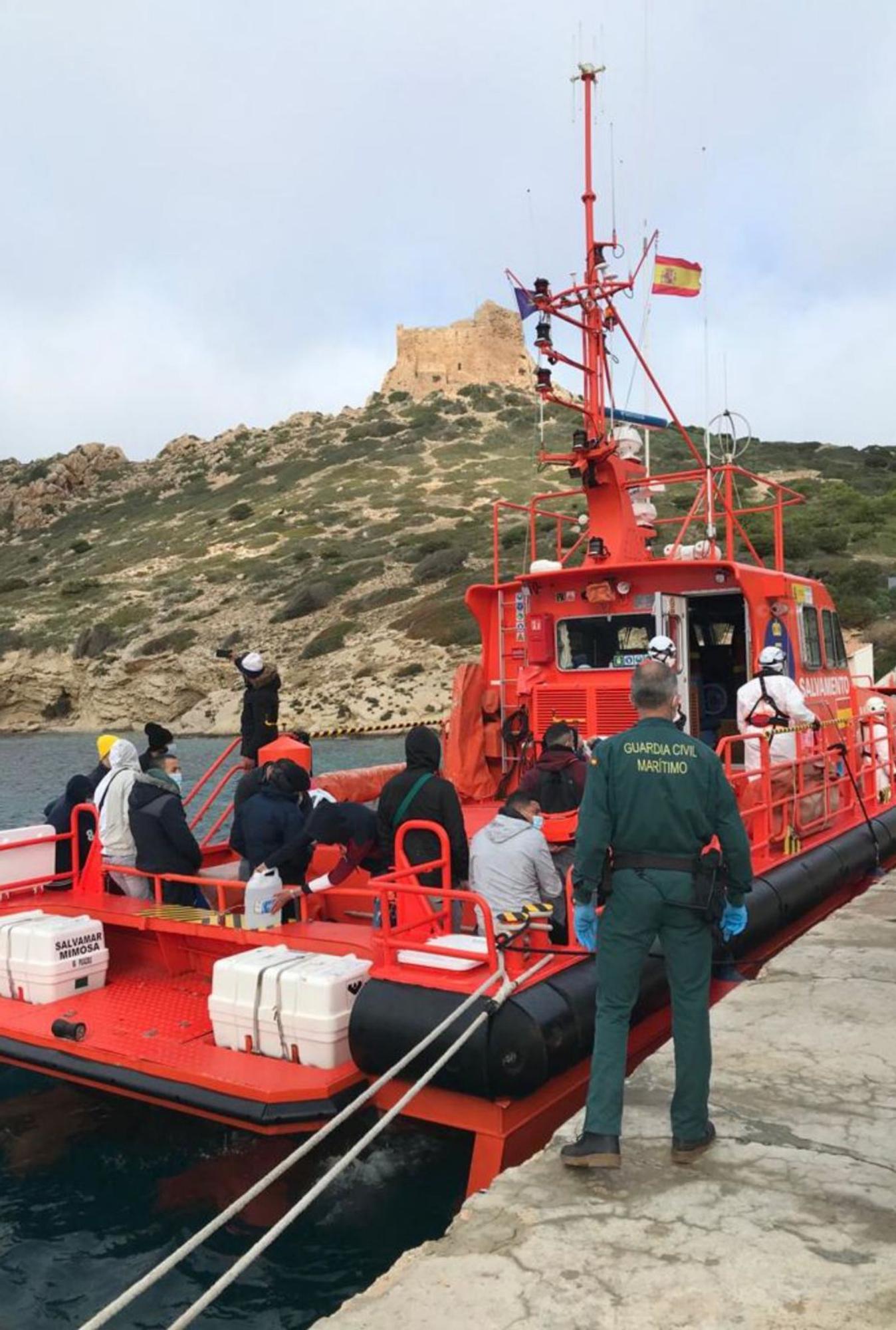 Los migrantes fueron interceptados en Cabrera. 