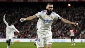 El talent de Benzema catapulta el Madrid a San Mamés