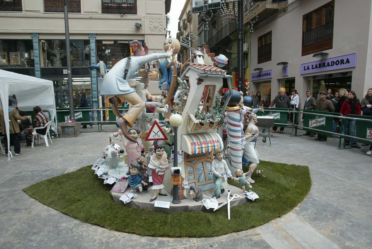 Falla Plaza de la Merced 2004