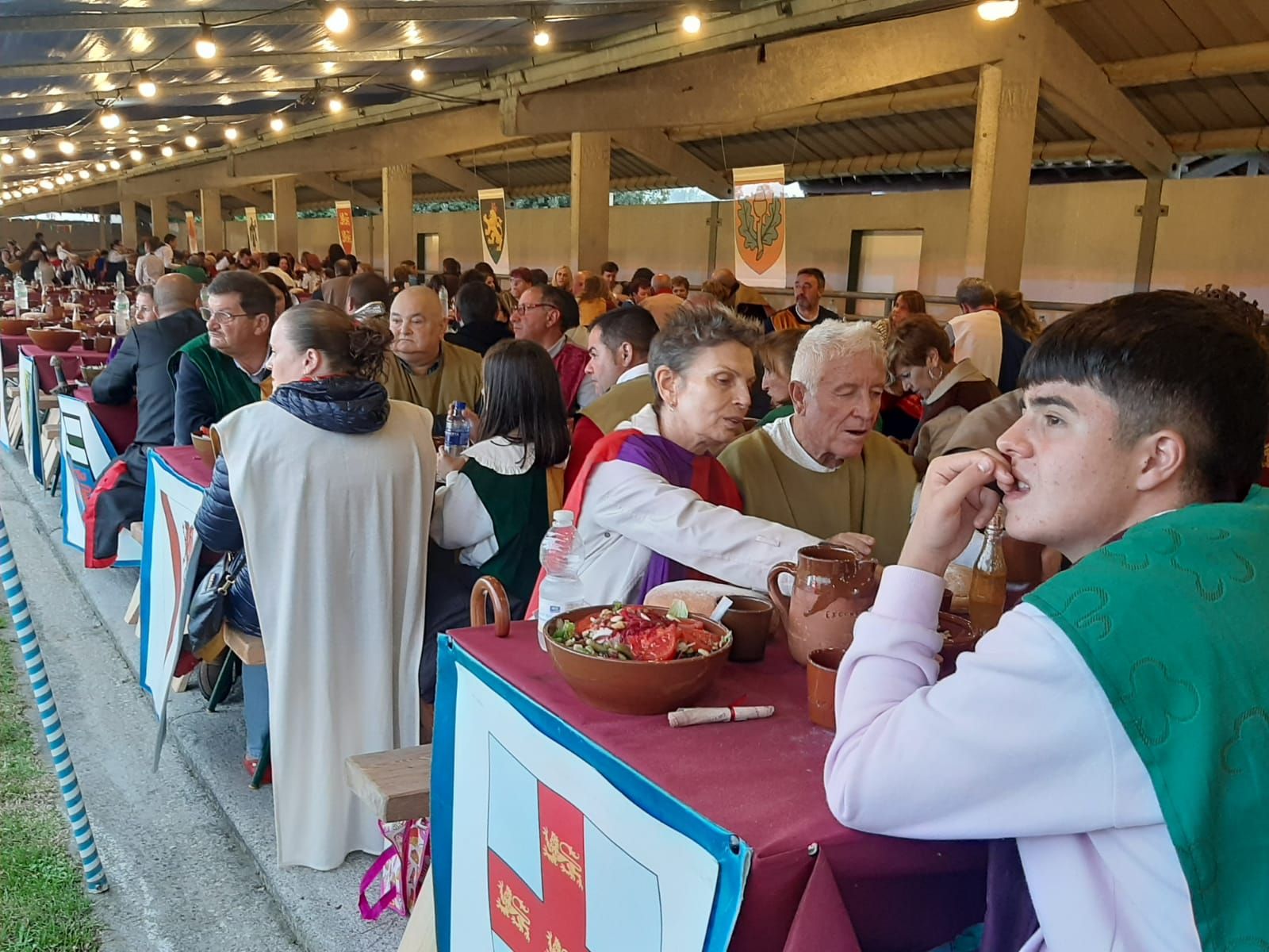 Lleno por Exconxuraos en Llanera: grandes y pequeños disfrutan de la gran fiesta del verano en el concejo