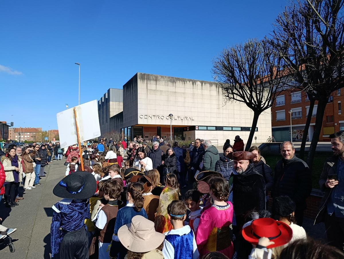 La Fresneda viaja por la historia