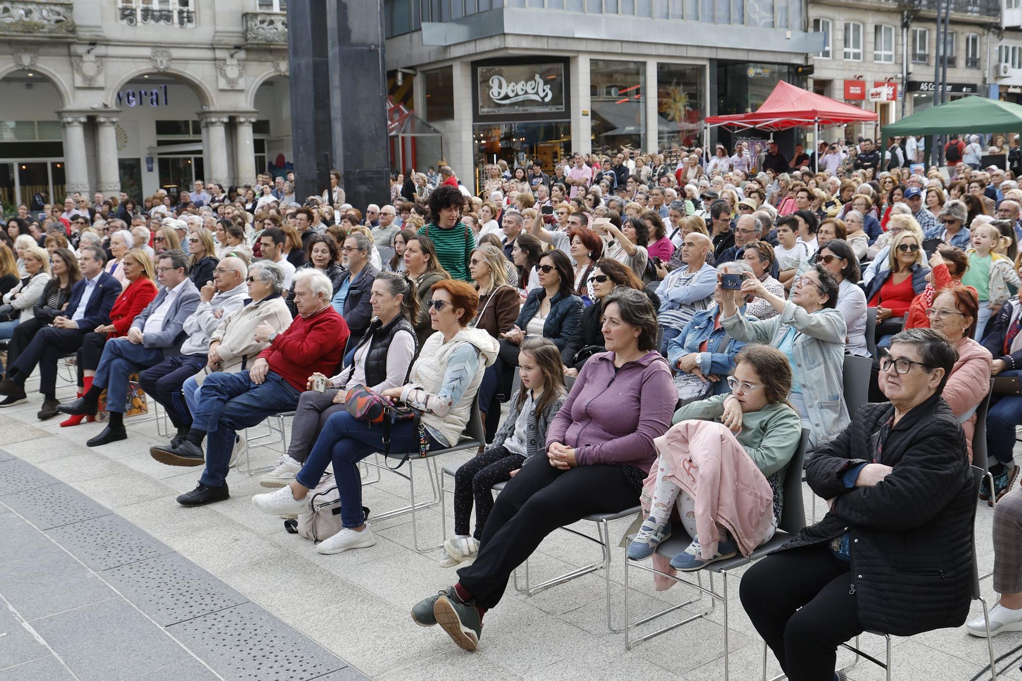 La ciudad se entrega a la música y la danza