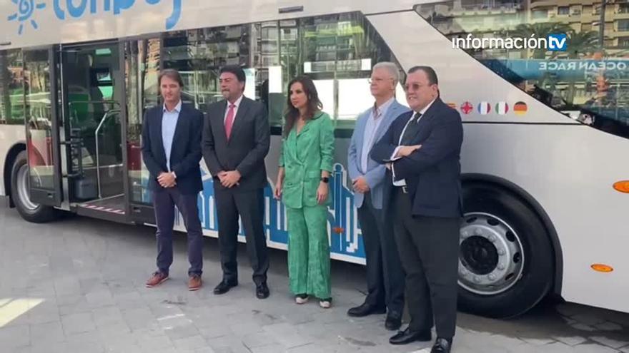 Alicante presenta un nuevo Turibús para dar a conocer la ciudad en un recorrido guiado en seis idiomas