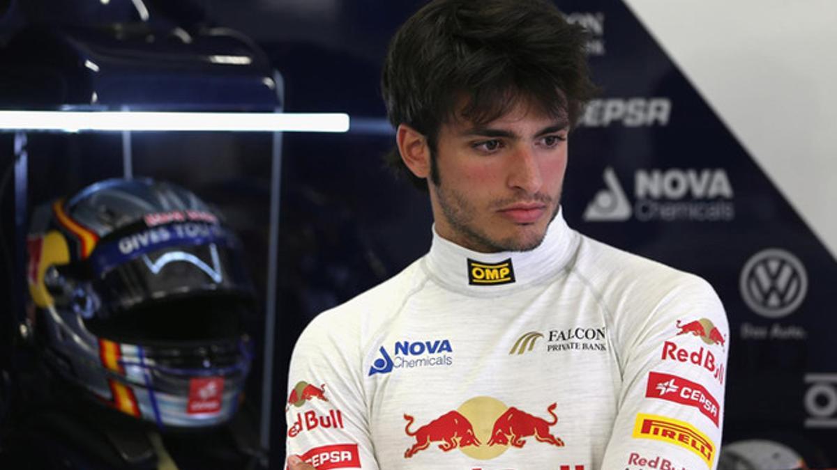 Carlos Sainz rodó con un Red Bull-Renault en Abu Dabi