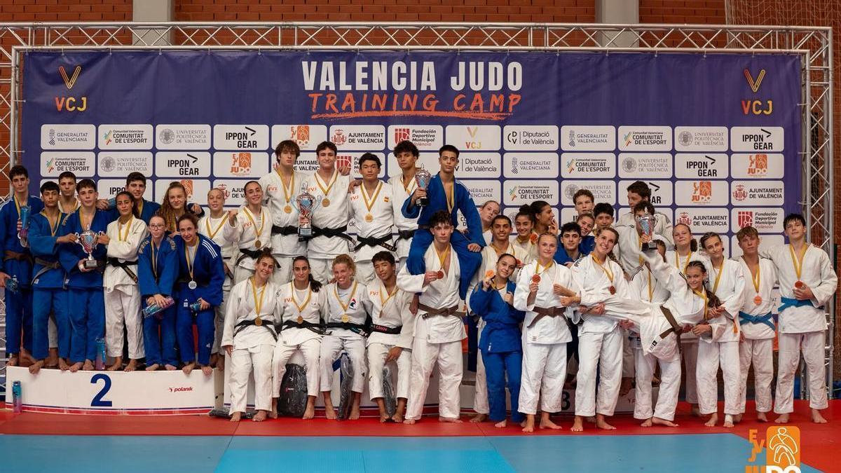 Multitudinaria participación en el Valencia Judo Training Camp.