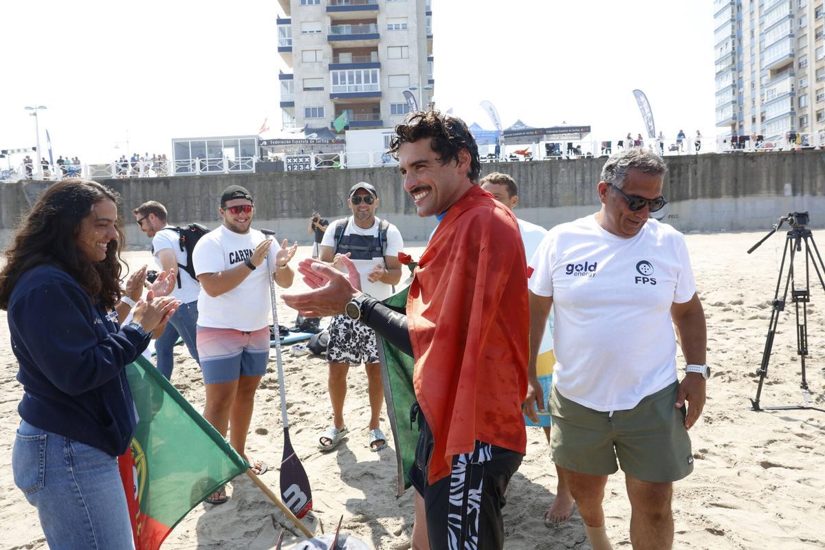 En imágenes: Así fue la victoria de España en el campeonato de paddle surf de Salinas En imágenes: Así fue la victoria de España en el campeonato de paddle surf de Salinas