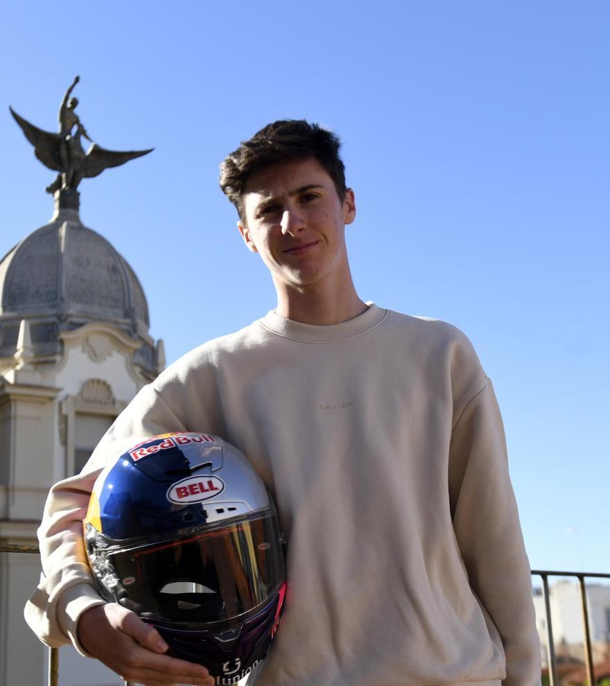 Importante Noviembre: Máximo, un ‘killer’ sobre dos ruedas