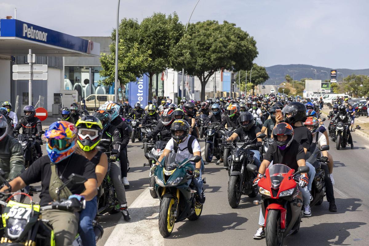 La décima edición de la Ruta Memorial Luis Salom ha congregado a algo más de 3.000 aficionados a las motos