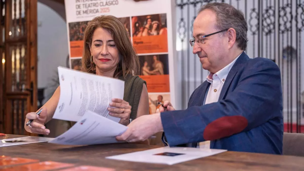 Paradores y el Festival de Mérida renuevan su acuerdo para difundir el certamen y el patrimonio histórico-cultural