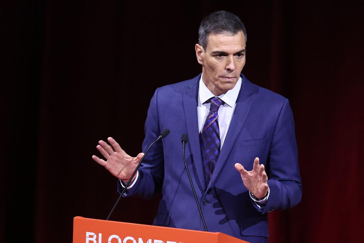 El presidente del gobierno, Pedro Sánchez, interviene en el Bloomberg CityLab 2026 en el teatro Real de Madrid.