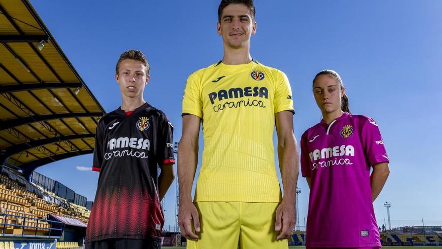 El Villarreal presenta su equipación para la temporada 2018-2019 -  Levante-EMV
