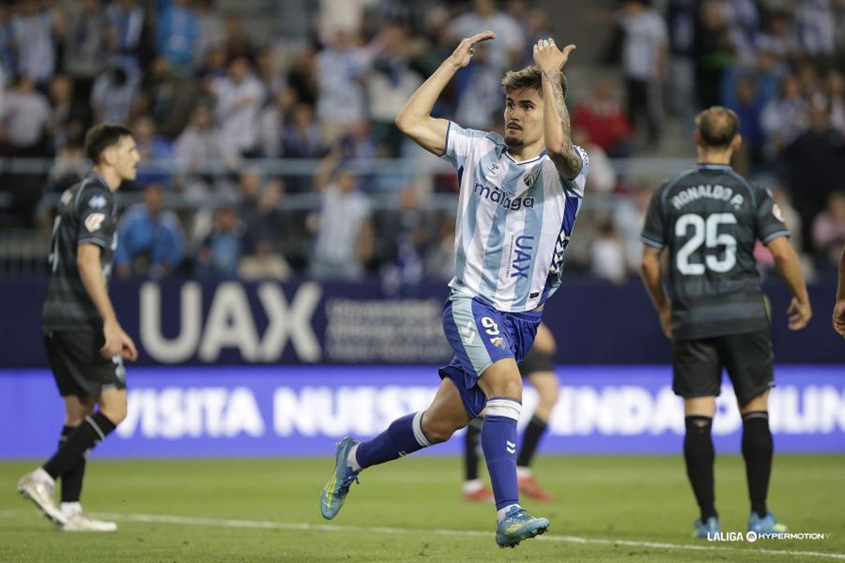 Chupe marcó por partida doble ante el Castellón.