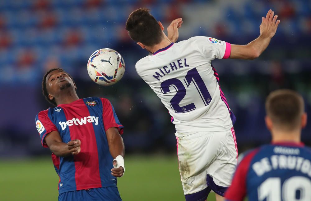 Levante - Real Valladolid, en imágenes