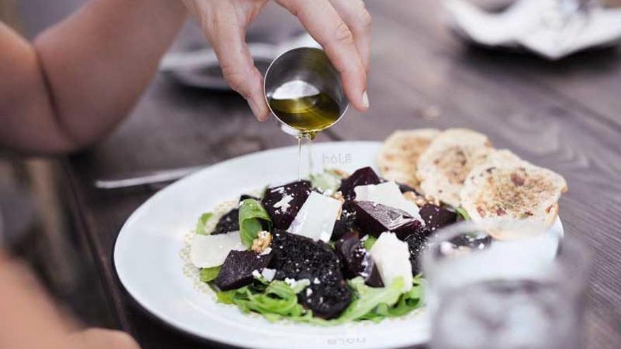 &#039;Hola&#039;, el plato que separa la grasa de la comida