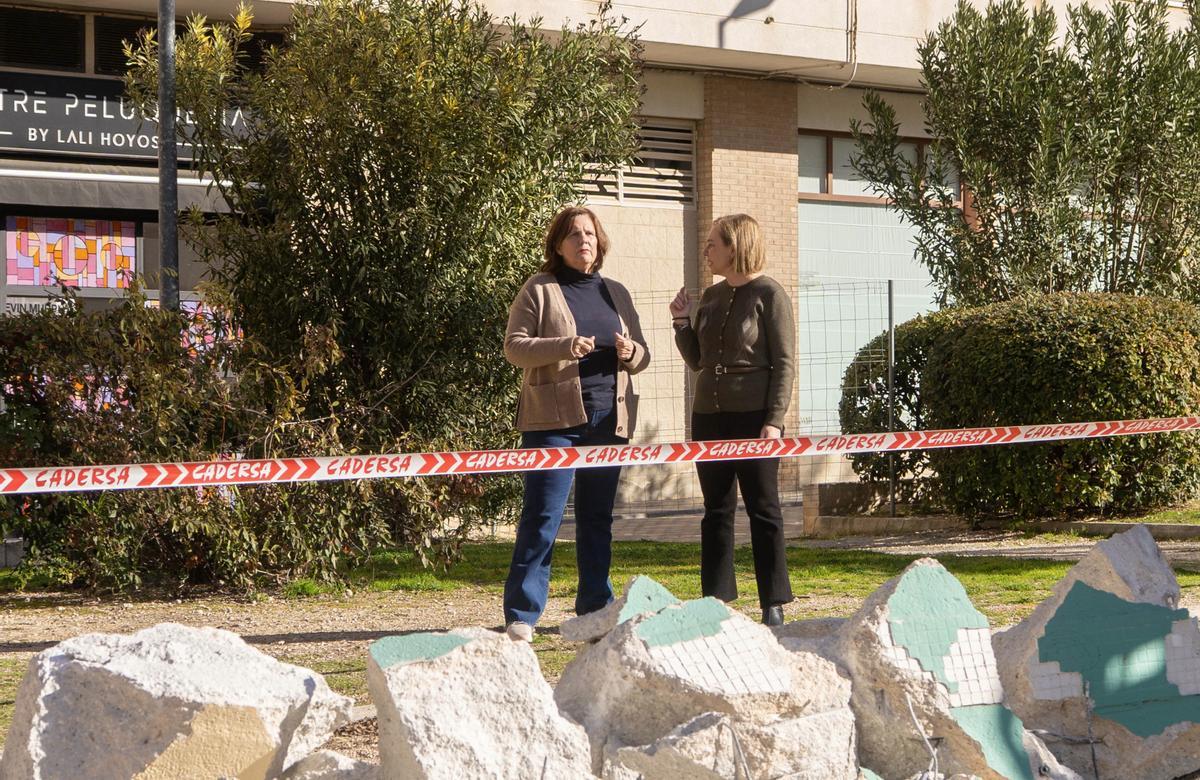 Gandia y Enguix en la visita a las obras del parque Mestre Ferrero de Ontinyent.