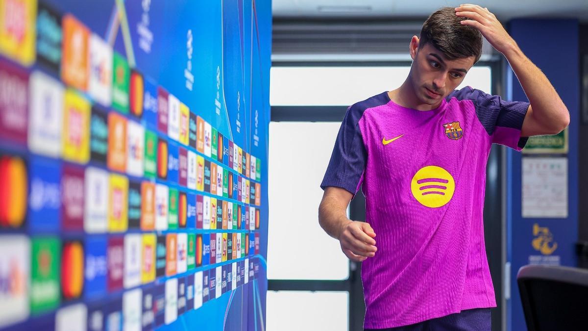 Pedri, en la sala de prensa de la Ciutat Esportiva para la previa del Barça-PSG