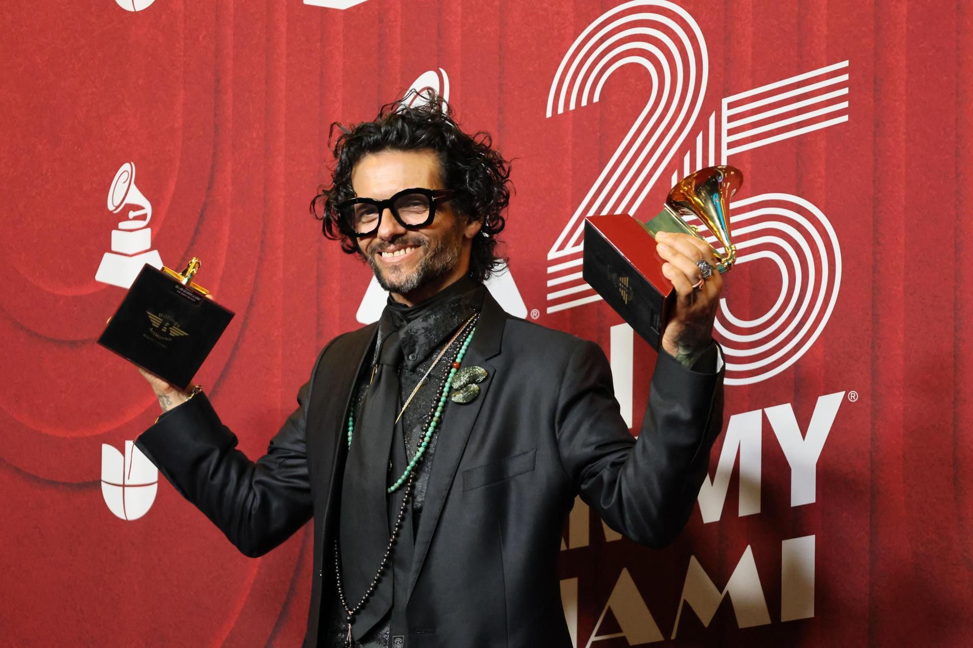 5Draco Rosa.jpg