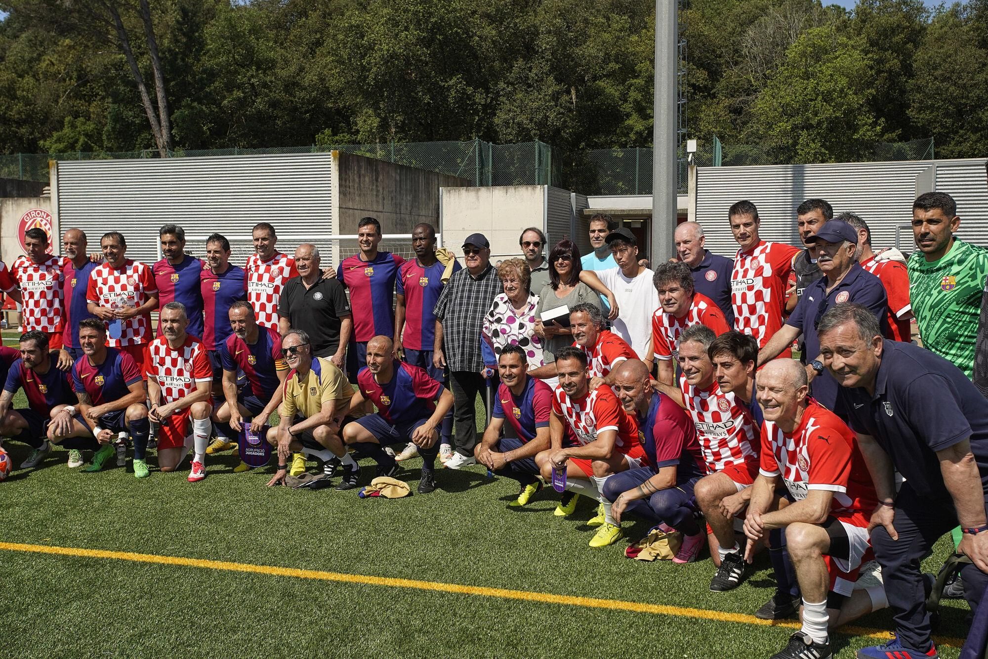 GIRONA. Torres de Palau Girona FC Legends-Agrupació Jugadors FCB, en homenatge a Pepe Pinto