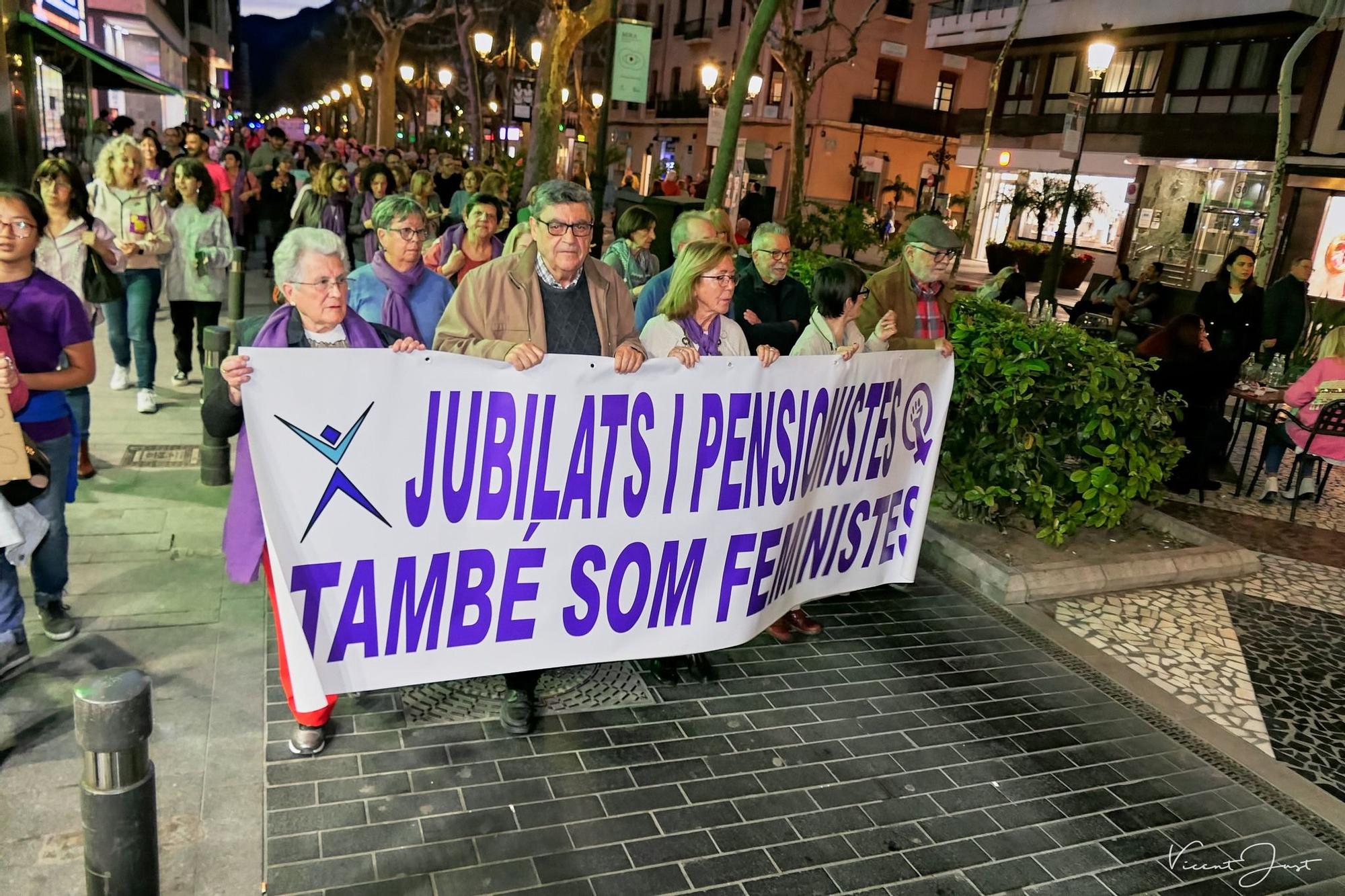 La manifestación feminista del 8M en Gandia