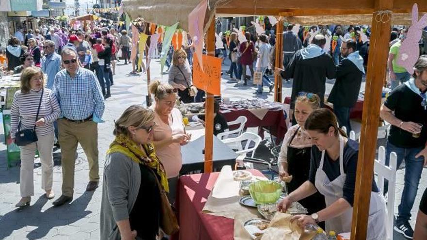 Muestra de productos tradicionales organizada por los festeros de Benidorm