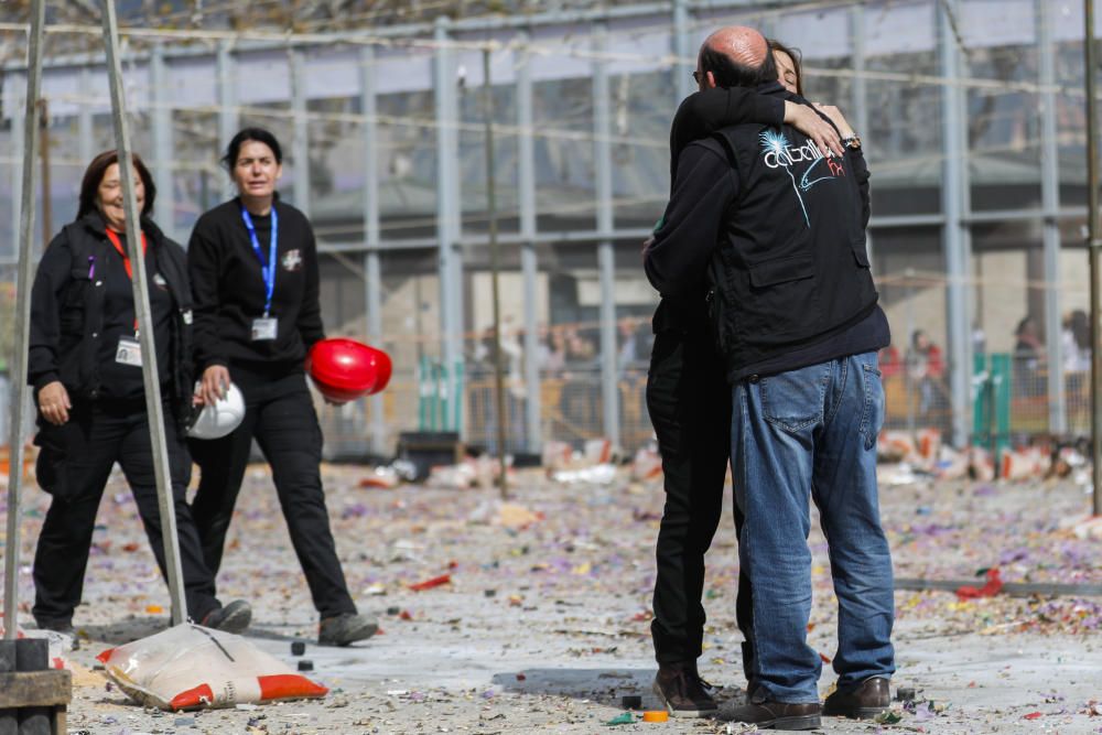 Búscate en la mascletà del 8 de marzo