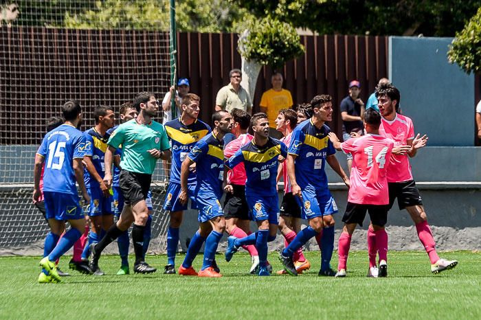 FUTBOL. SAN FERNANDO