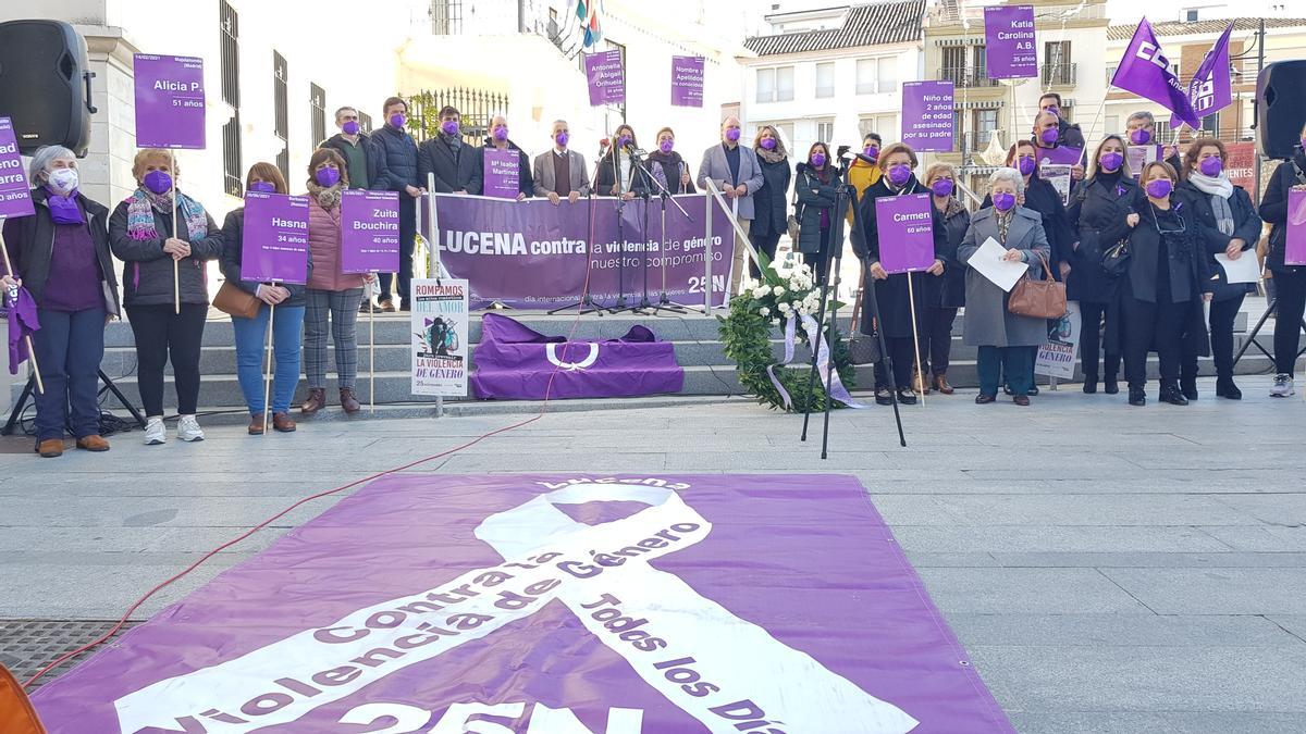 Actos por el 25-N en Lucena.