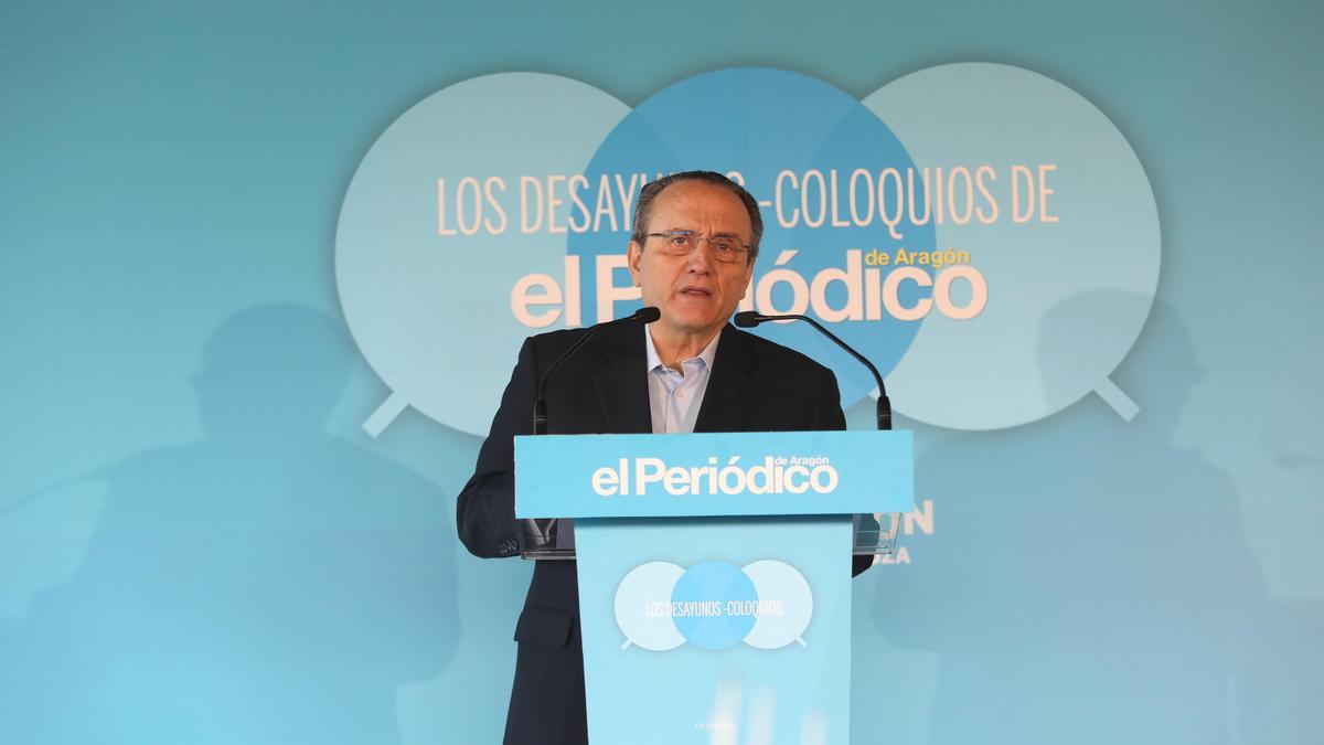 Javier Moll interviene en uno de los desayunos-coloquio organizados por EL PERIÓDICO DE ARAGÓN este 2022.